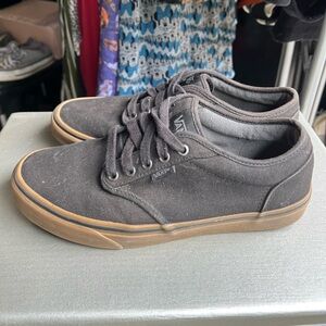 Men’s 9.5 black vans